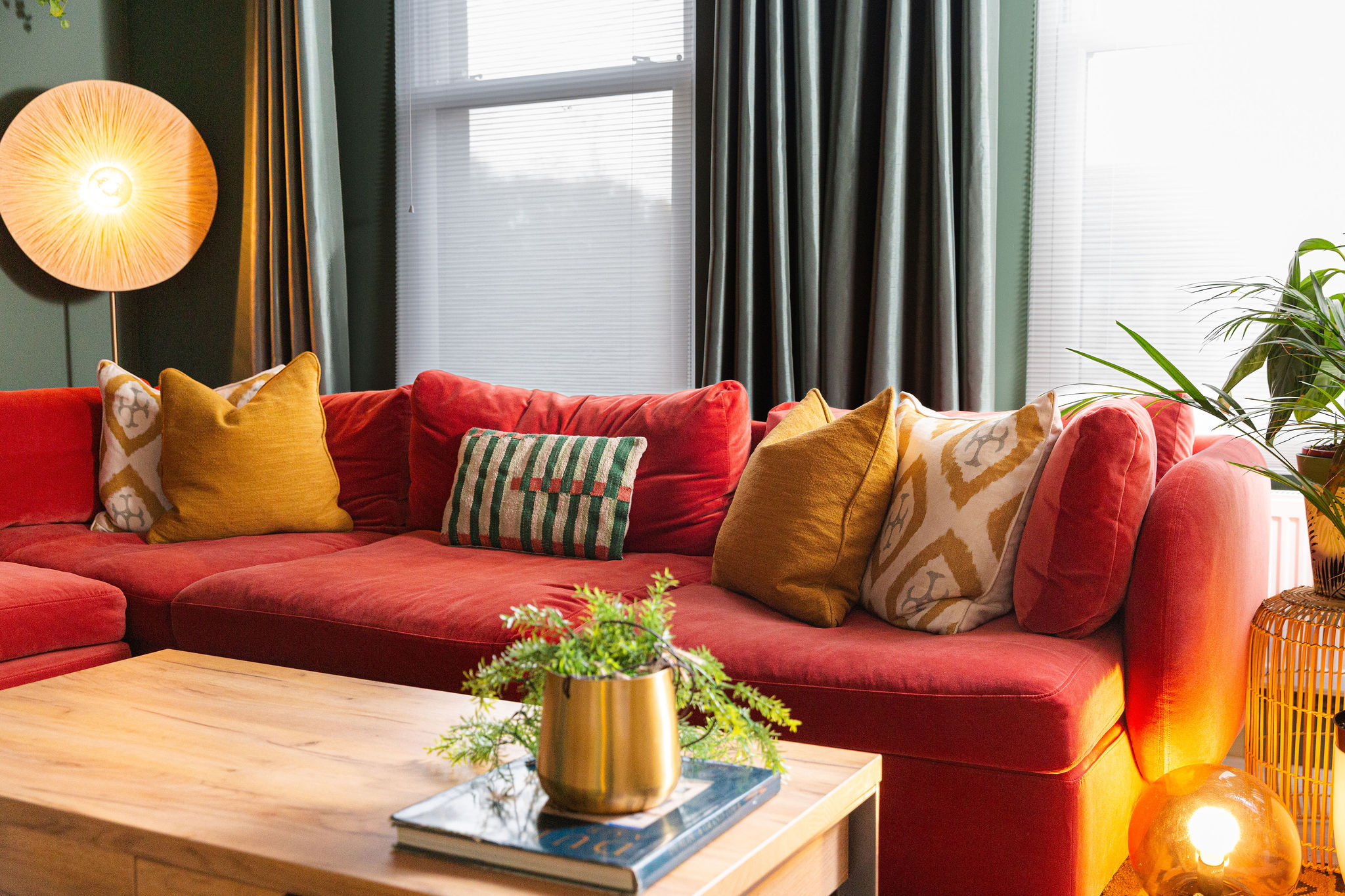 Sofa matchmaking: swipe right on “the one”